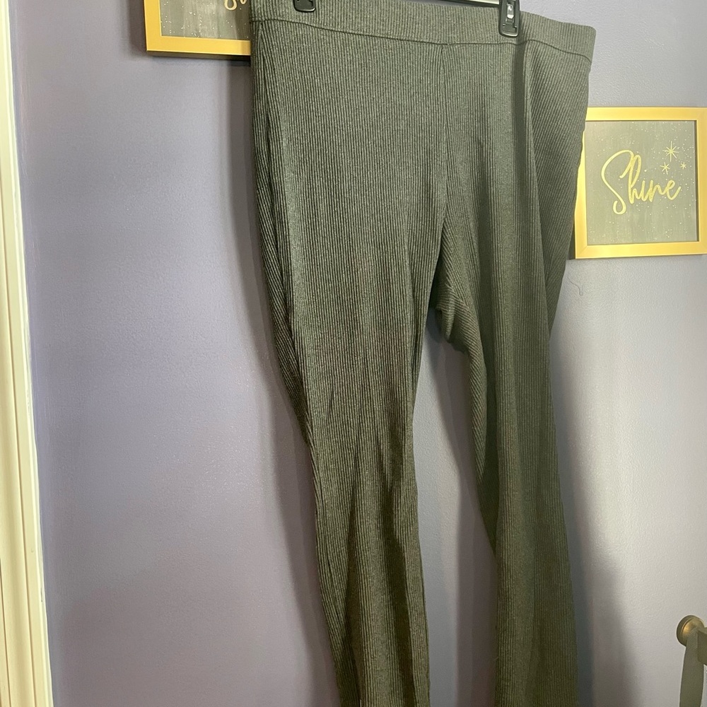 Time and true sweater leggings